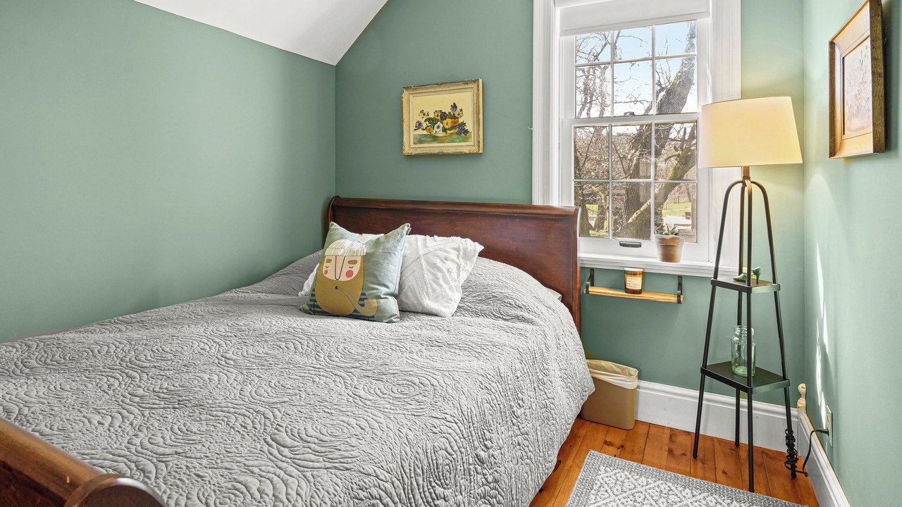 Photo of Bedroom in Mulmur