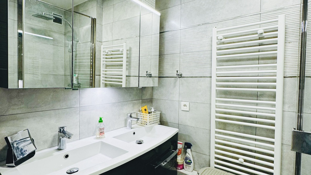 Photo of Bathroom in Quartier de Becon