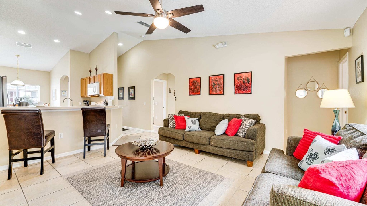 Photo of Livingroom in Thousand Oaks