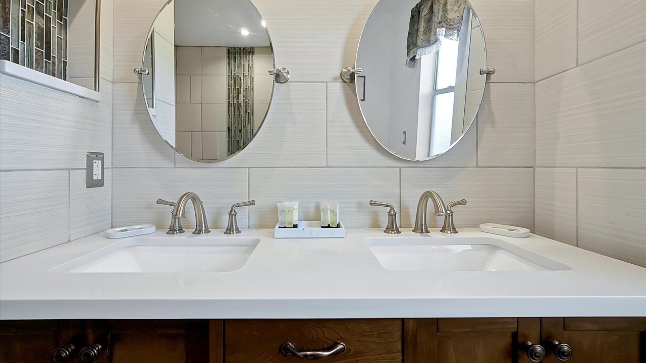 Photo of Bathroom in Lake Davenport Estates