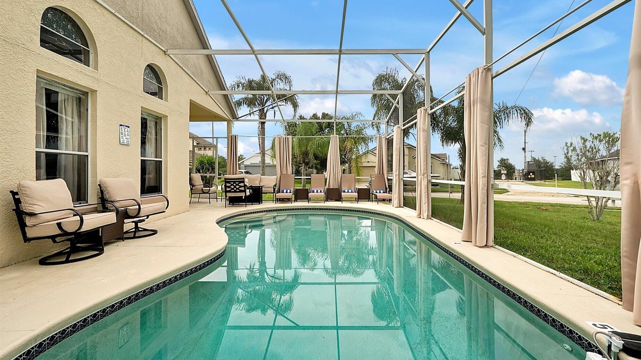 Photo of Outdoor in Lake Davenport Estates