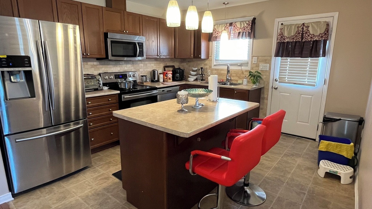 Photo of Kitchen in Amherstview
