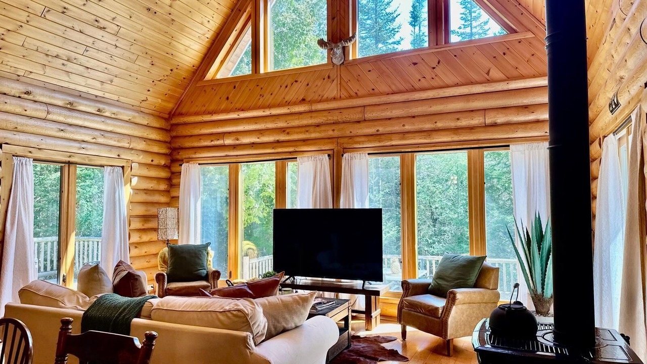 Photo of Livingroom in Northern Bruce Peninsula