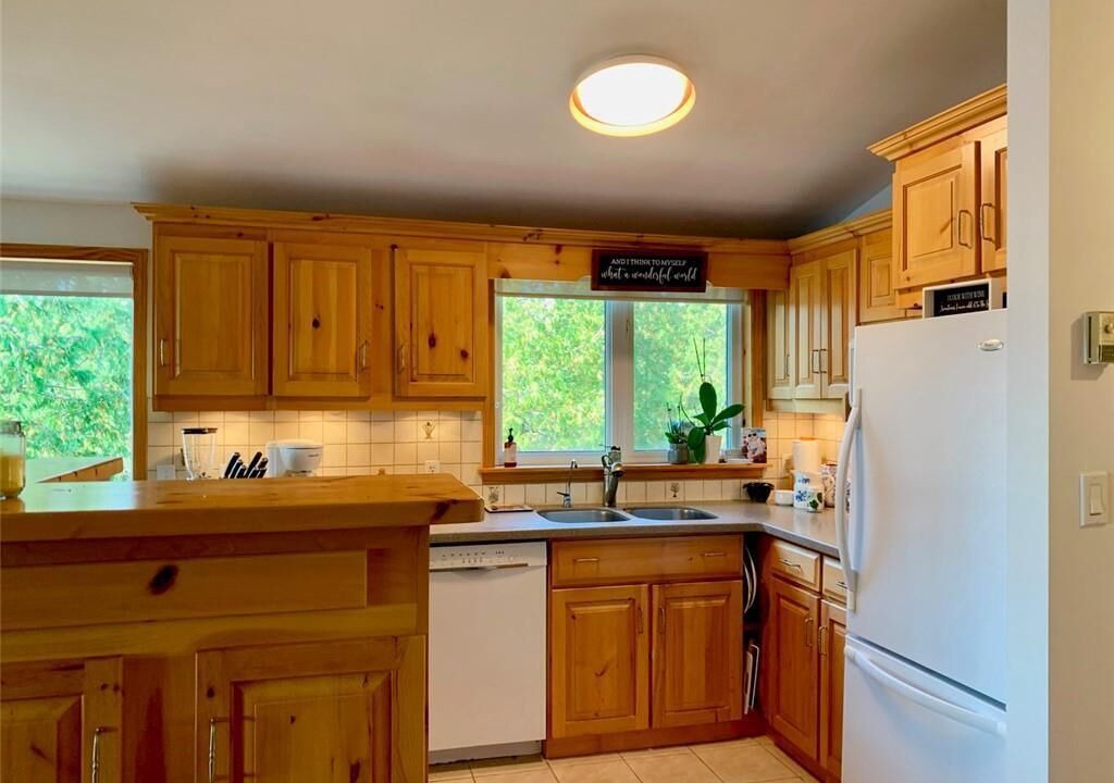 Photo of Kitchen in Northern Bruce Peninsula