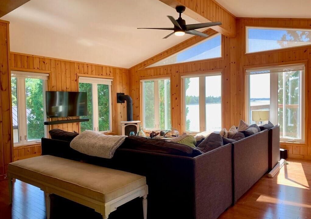 Photo of Livingroom in Northern Bruce Peninsula