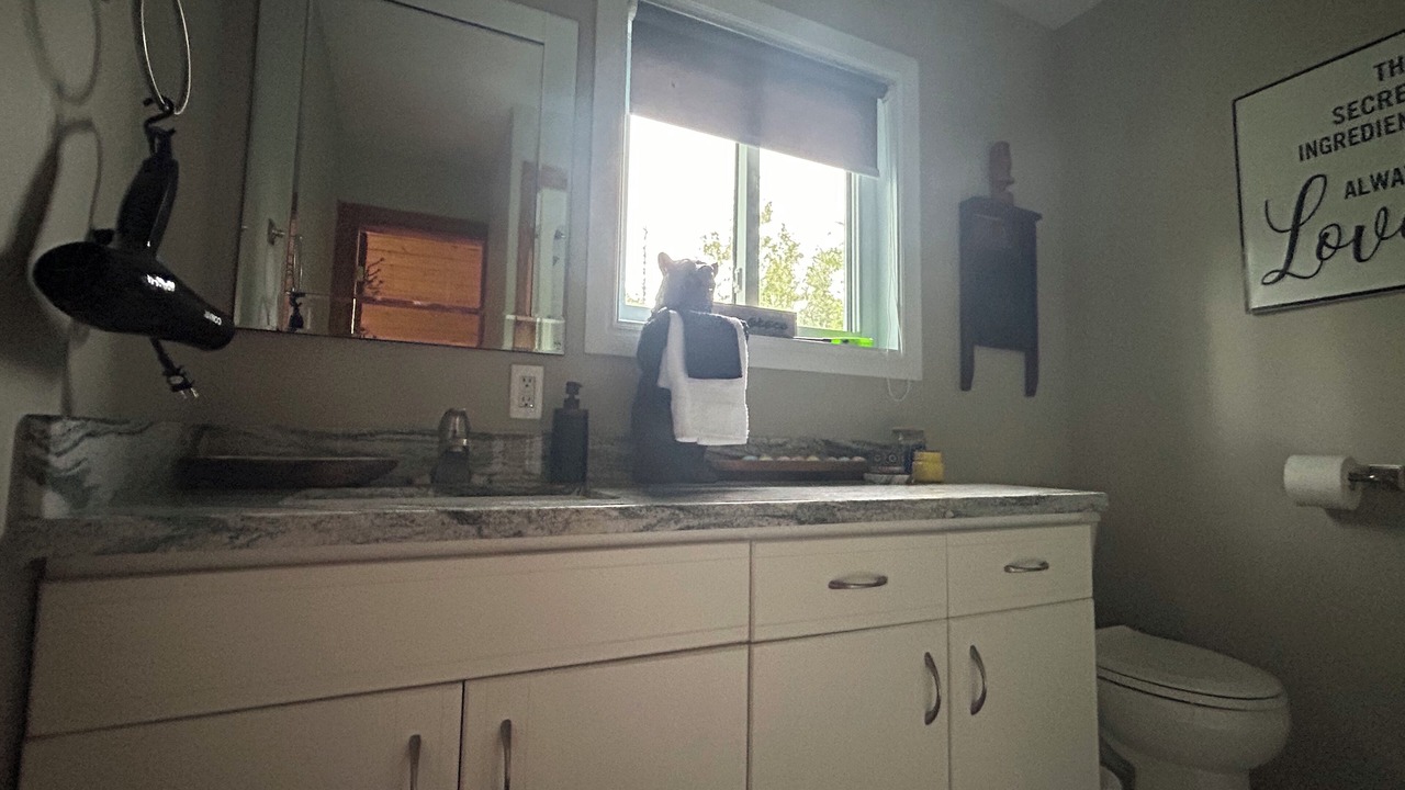 Photo of Bathroom in Temagami