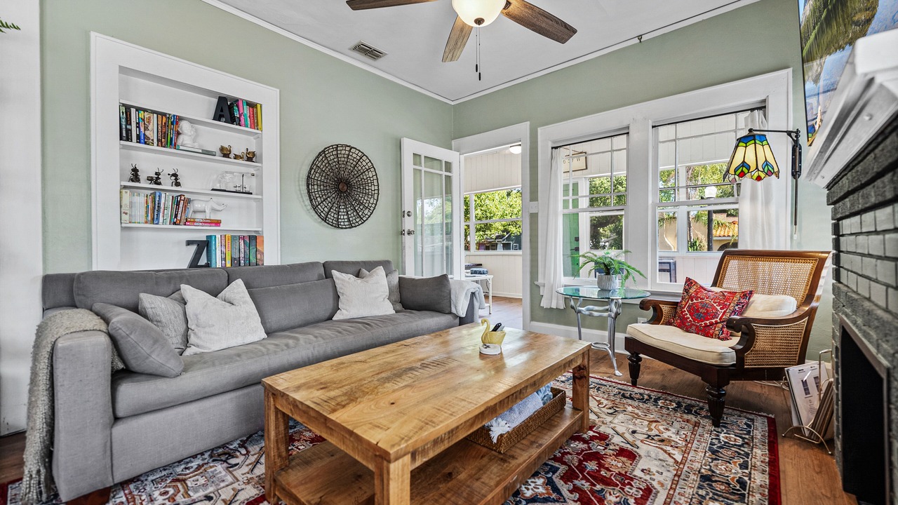 Photo of Livingroom in Dixieland