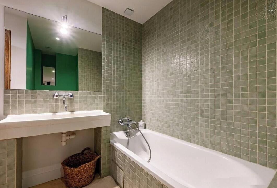 Photo of Bathroom in Batignolles