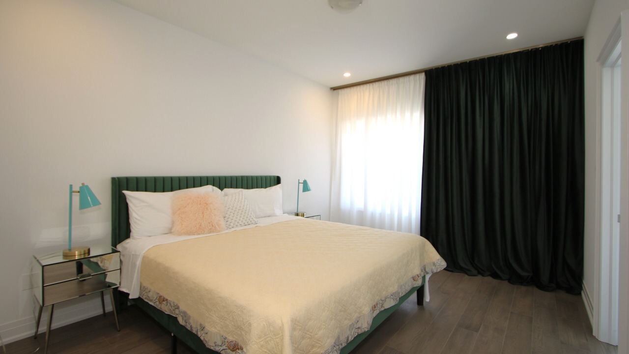Photo of Bedroom in Richmond Hill