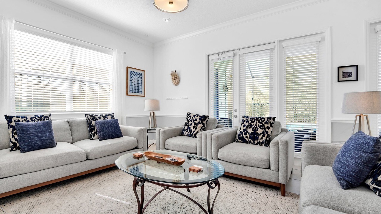 Photo of Livingroom in Bay Lake