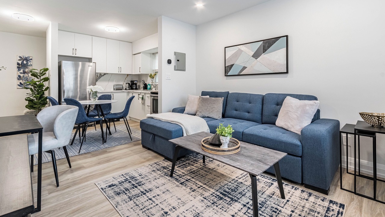Photo of Livingroom in Port Credit