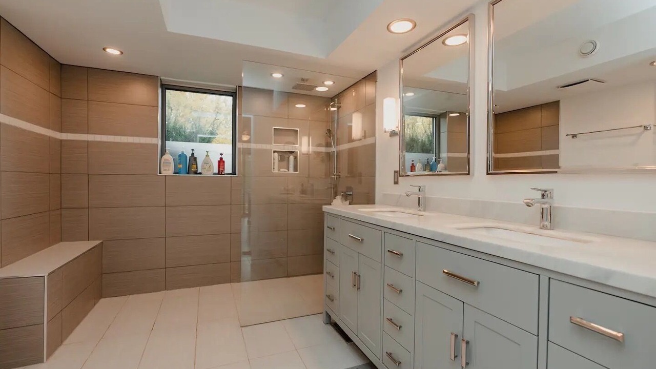 Photo of Bathroom in Central Huron