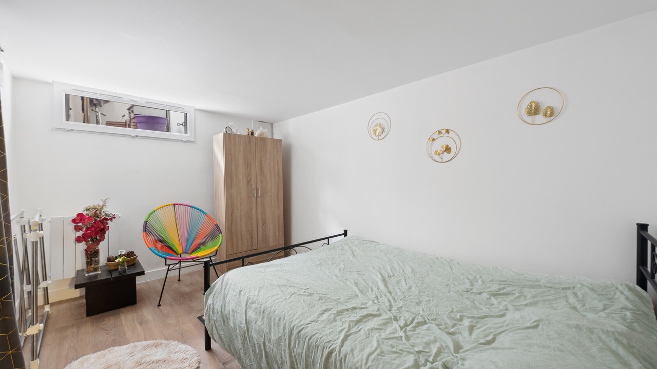 Photo of Bedroom in Plateau - Mont-Valerien
