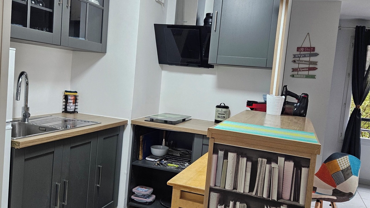 Photo of Kitchen in Emerainville