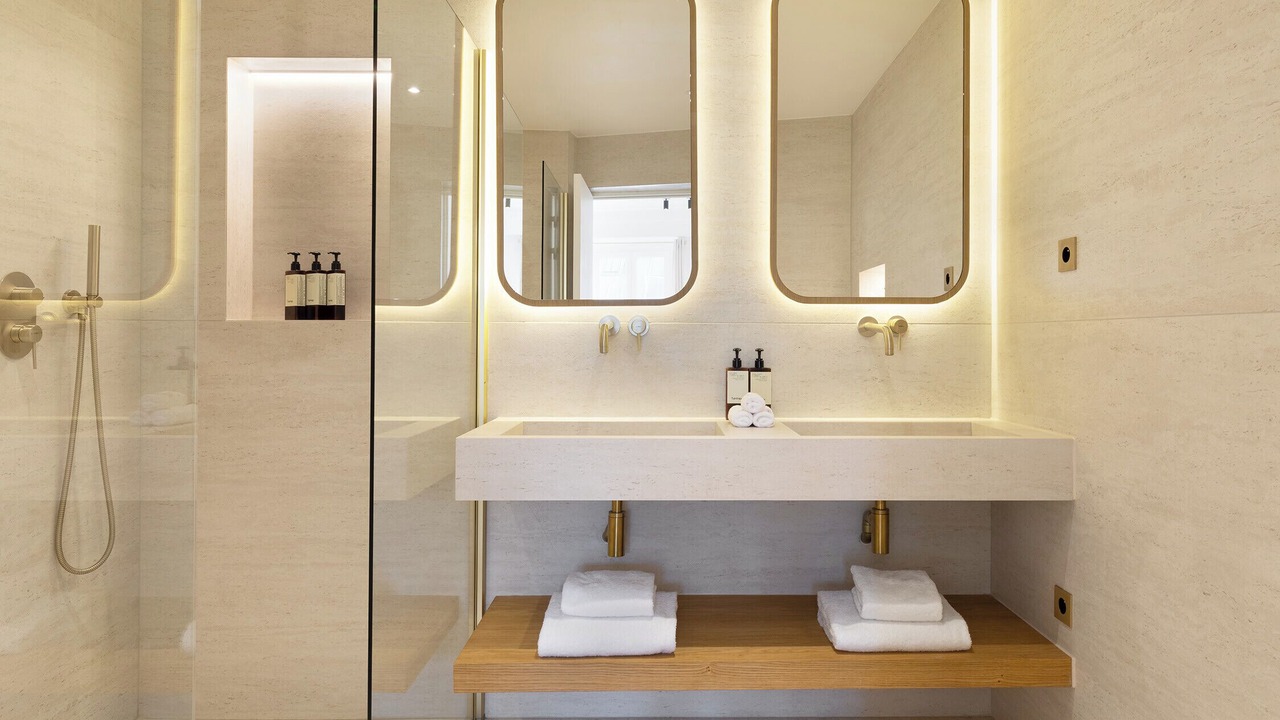 Photo of Bathroom in Madeleine