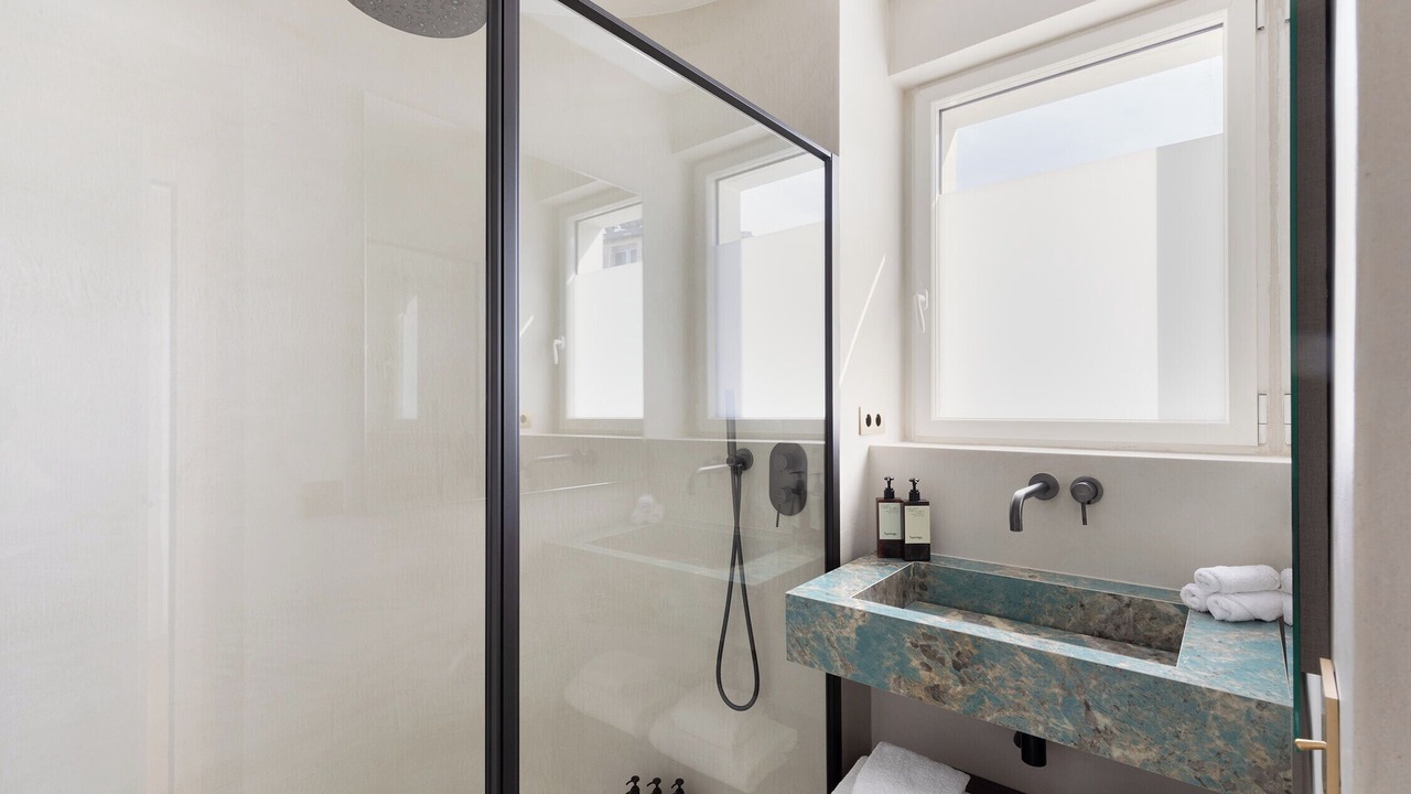 Photo of Bathroom in Madeleine