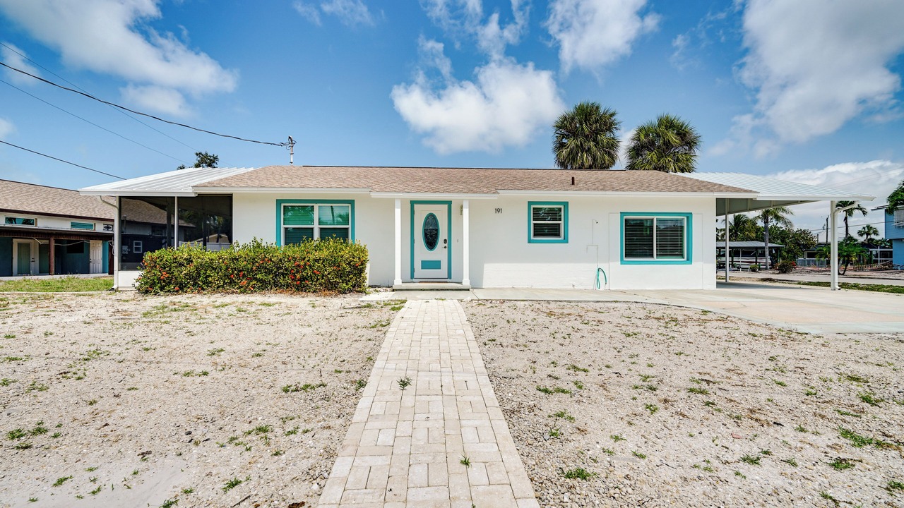 Photo of Outdoor in Mid Island