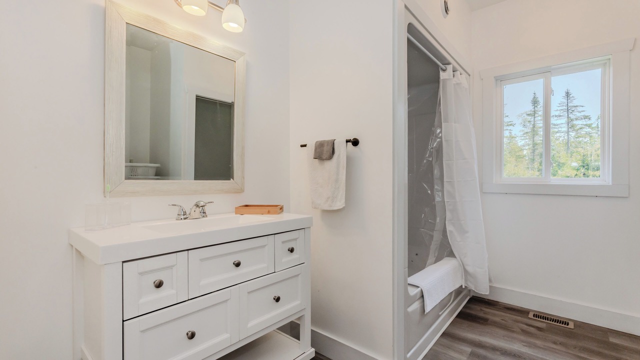 Photo of Bathroom in Stokes Bay