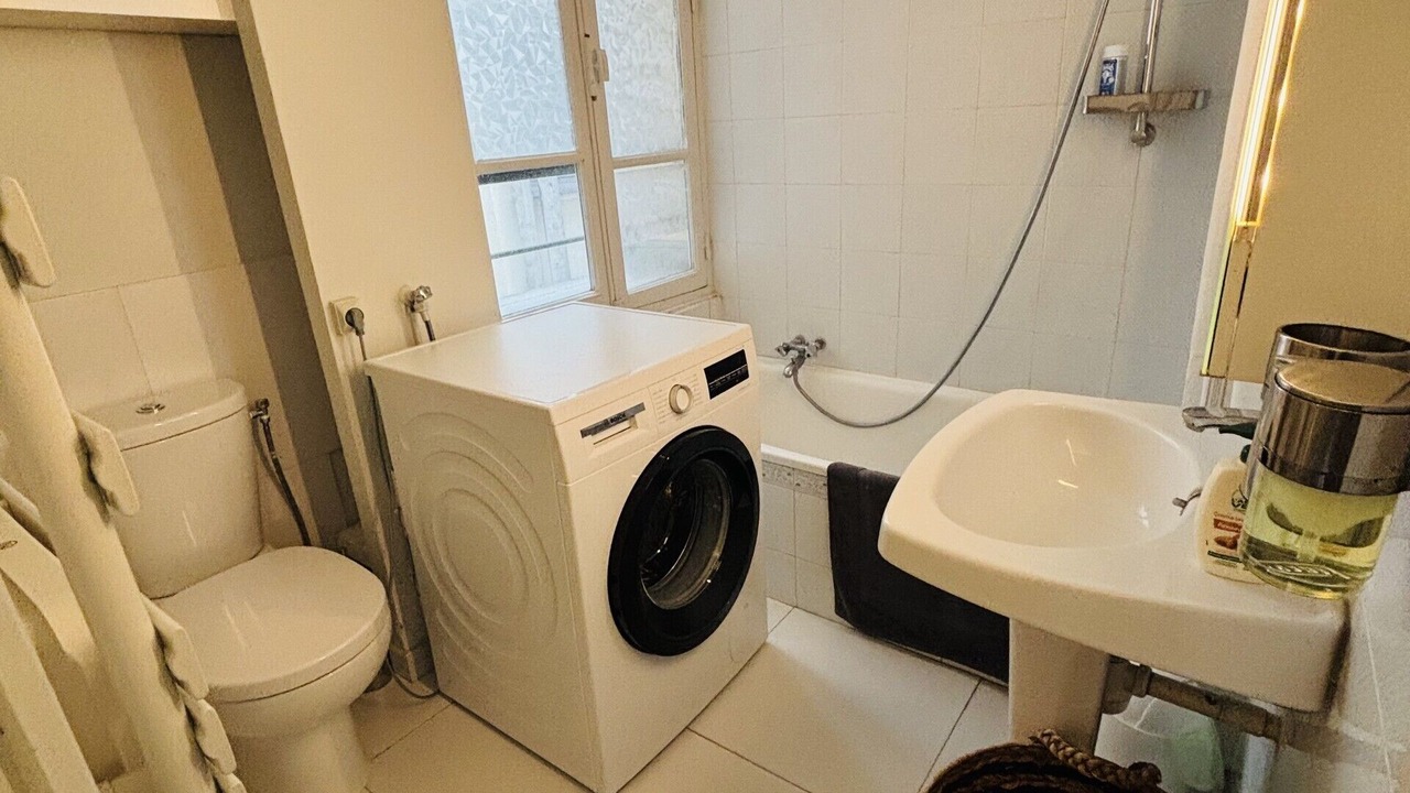 Photo of Bathroom in Notre Dame