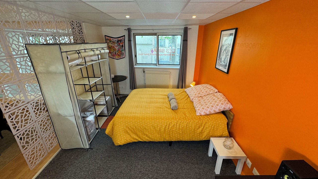 Photo of Bedroom in Quartier de la Goutte-d'Or