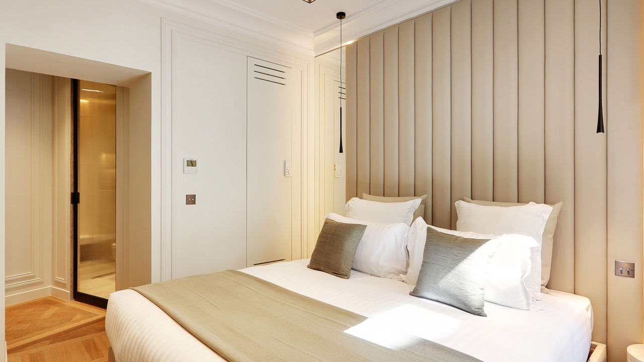 Photo of Bedroom in 4th Arrondissement