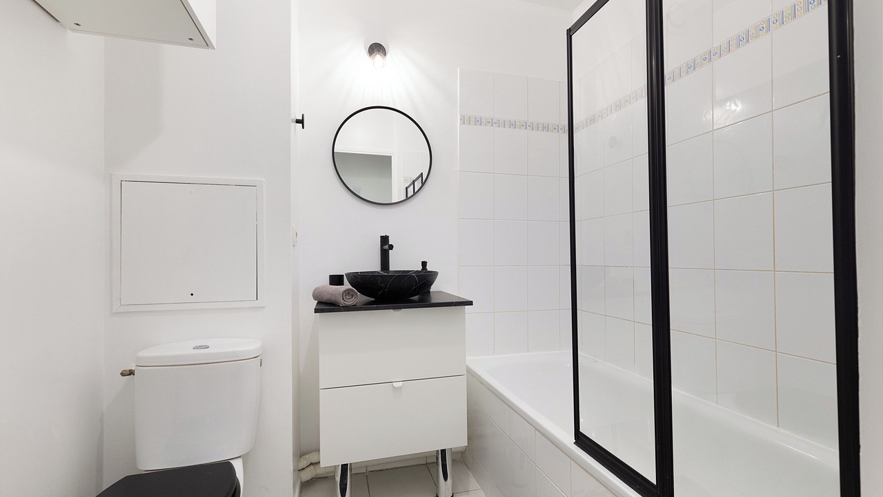 Photo of Bathroom in Saint-Denis