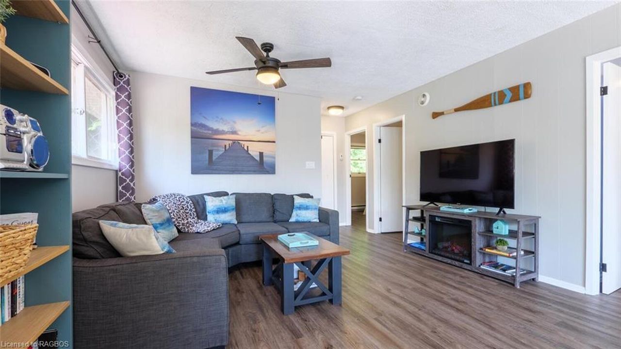 Photo of Livingroom in South Bruce Peninsula