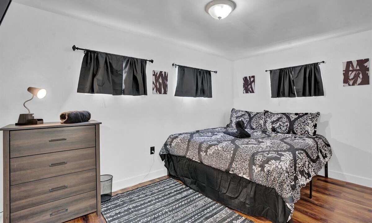 Photo of Bedroom in Hamilton District
