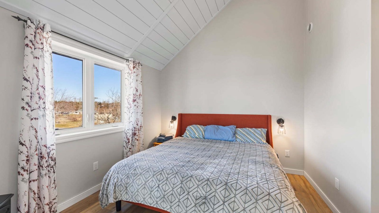 Photo of Bedroom in Leeds and the Thousand Islands