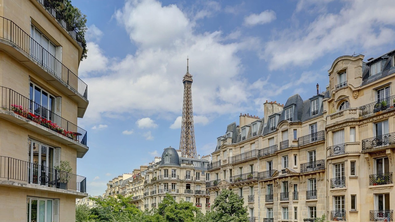 Photo of Others in Grenelle