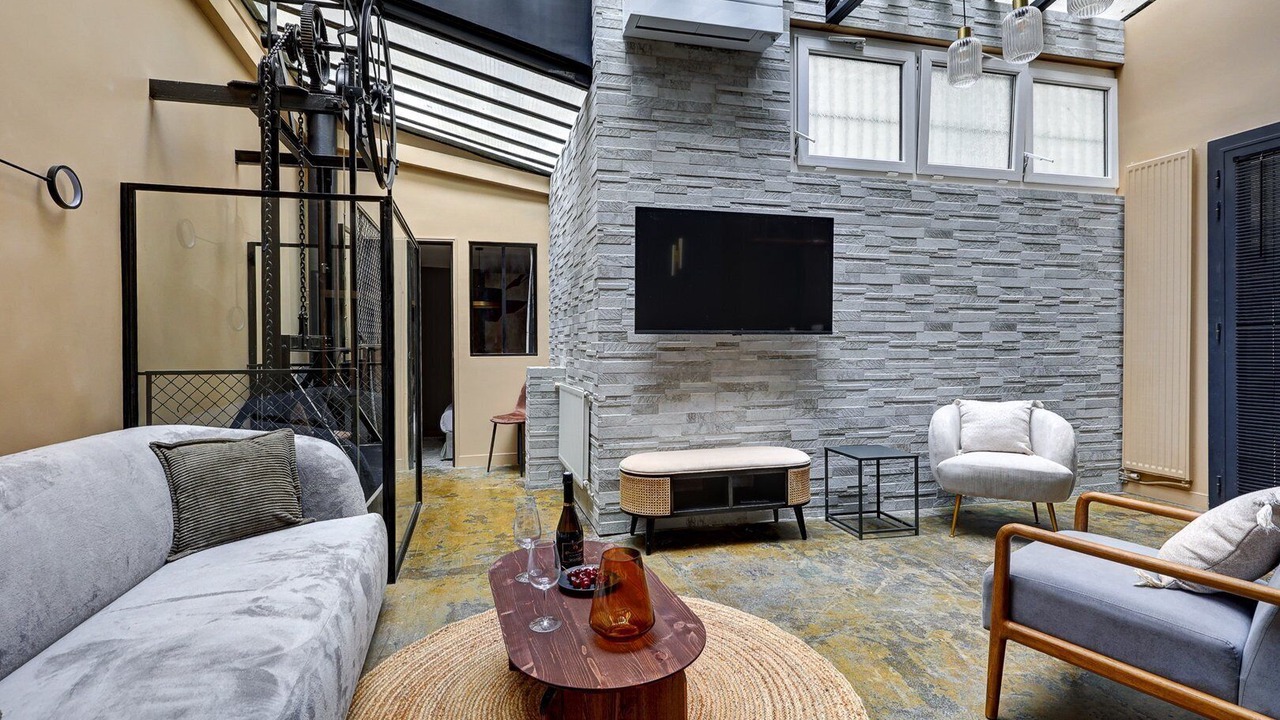 Photo of Livingroom in Saint-Lambert