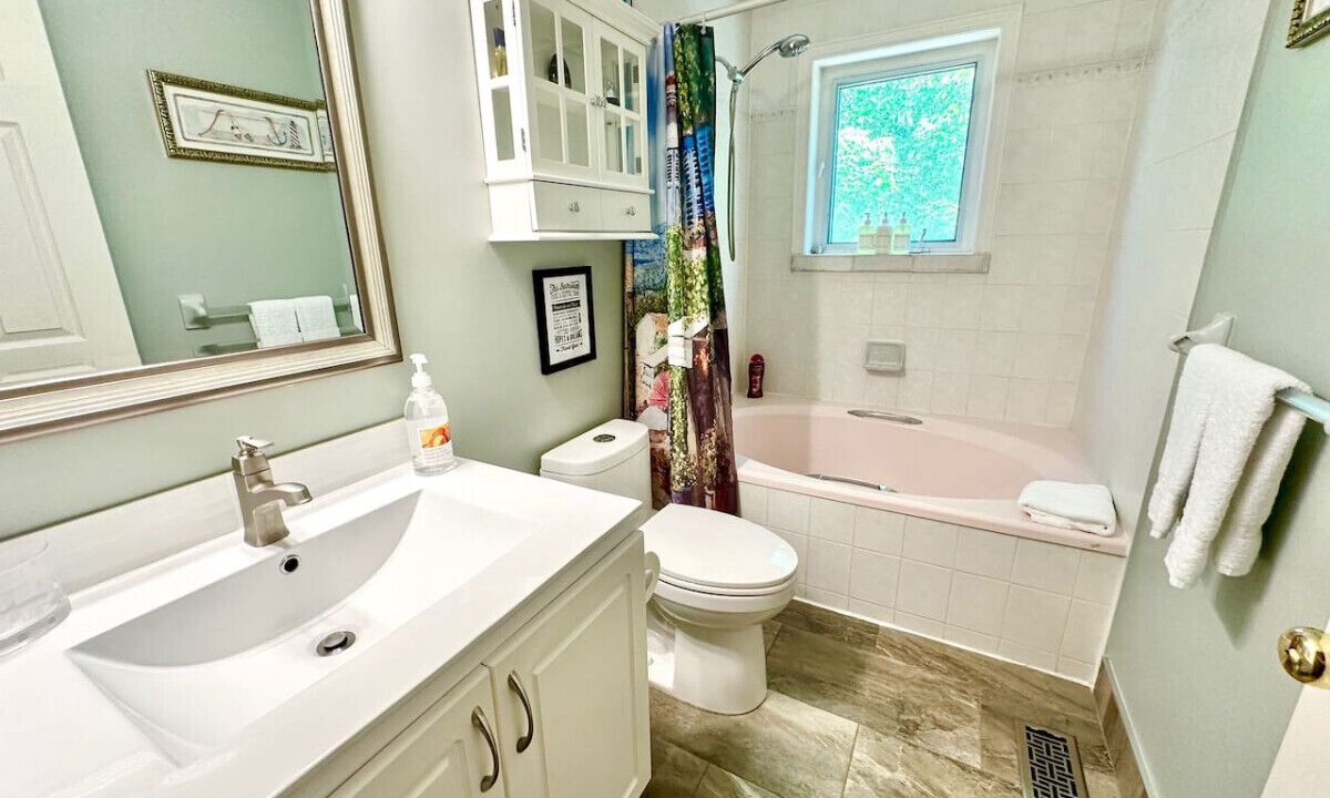 Photo of Bathroom in Grey Highlands