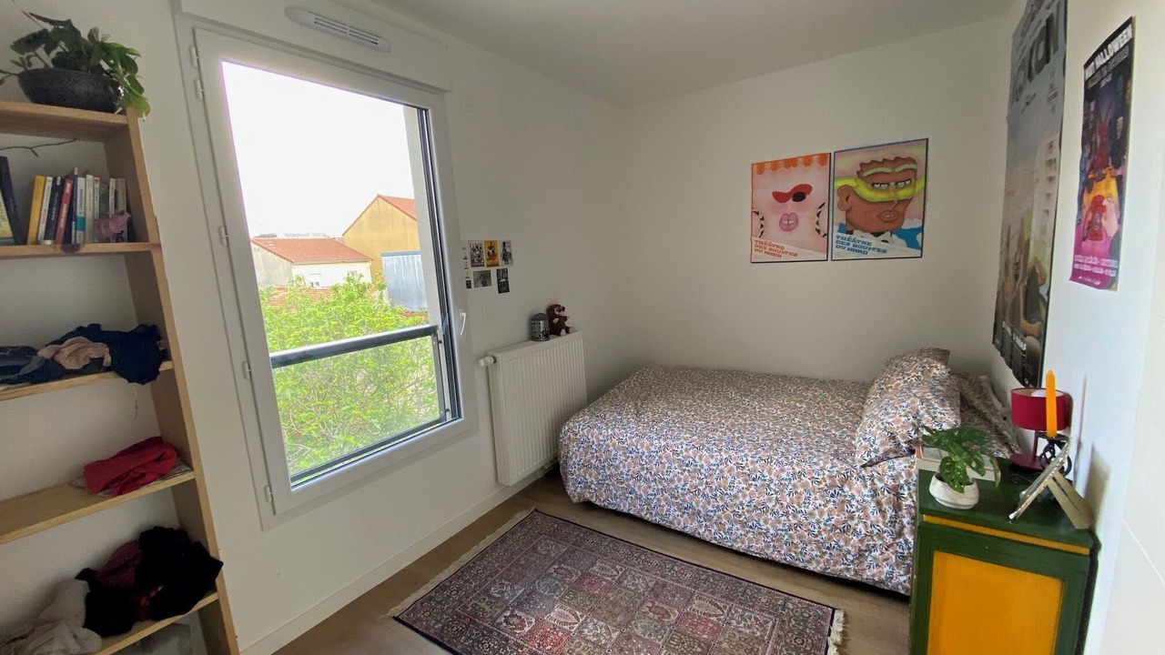 Photo of Bedroom in Romainville