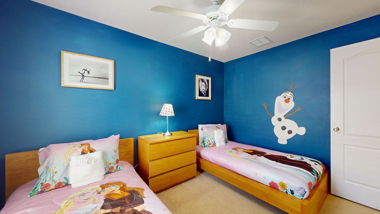 Photo of Bedroom in Sandy Ridge