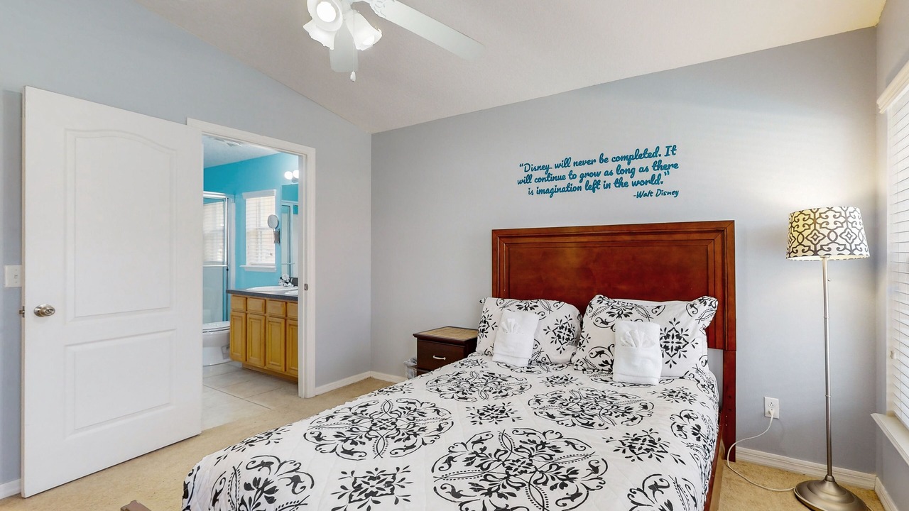Photo of Bedroom in Sandy Ridge