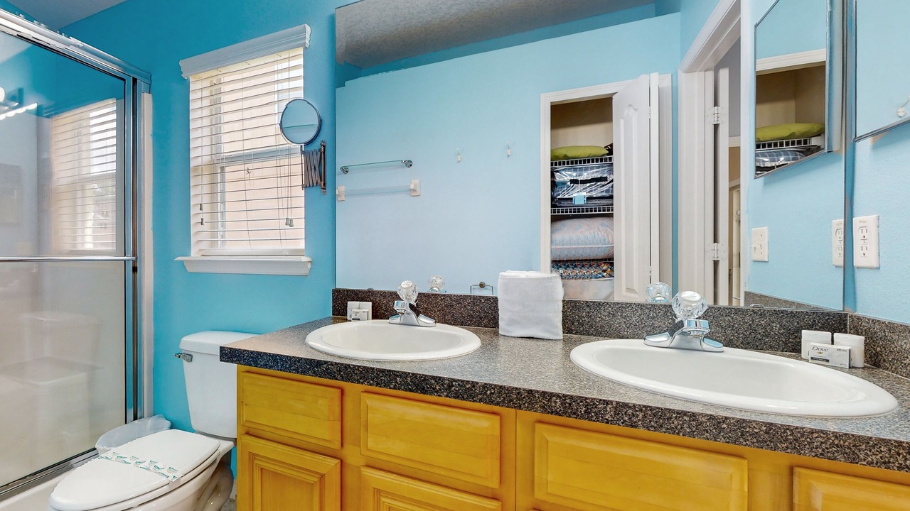 Photo of Bathroom in Sandy Ridge