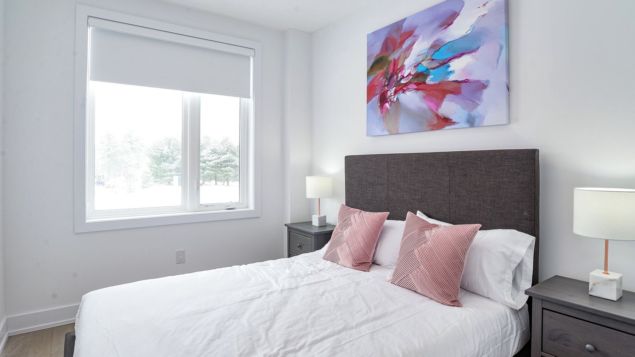 Photo of Bedroom in Gravenhurst