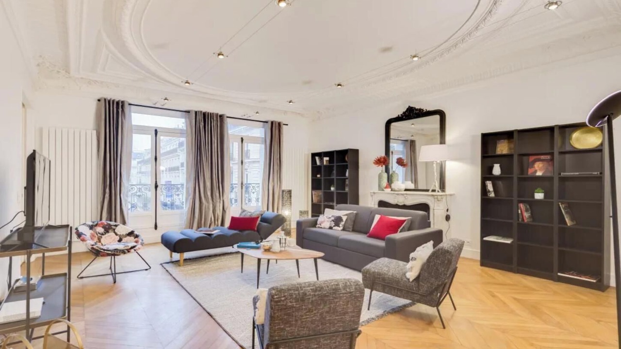 Photo of Livingroom in Champs-Elysees