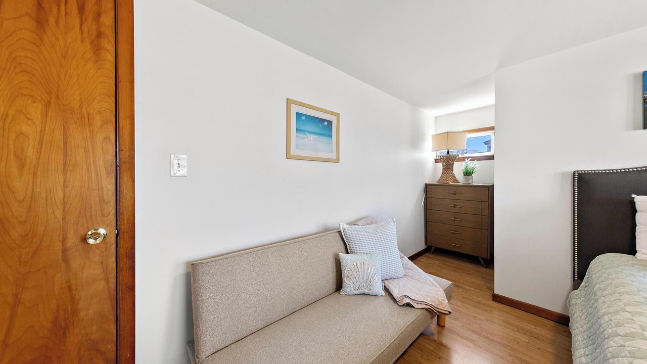 Photo of Livingroom in Beach Haven Terrace