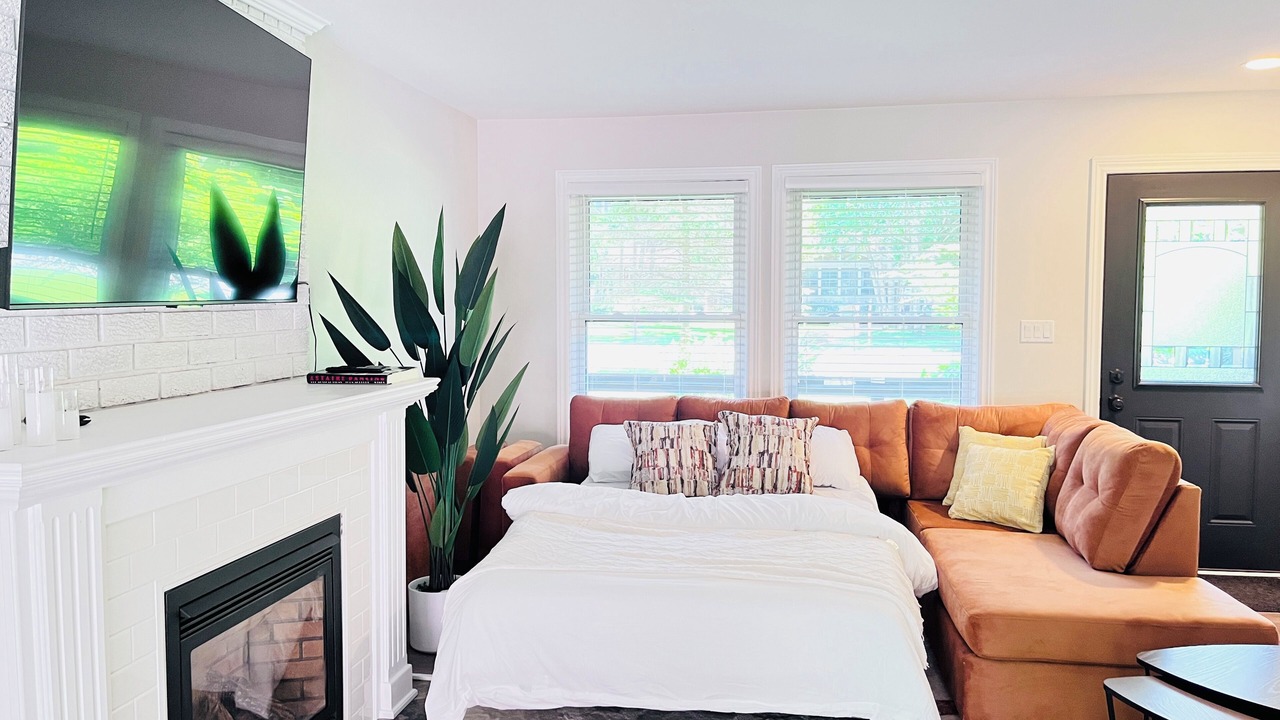 Photo of Livingroom in Lambton Shores