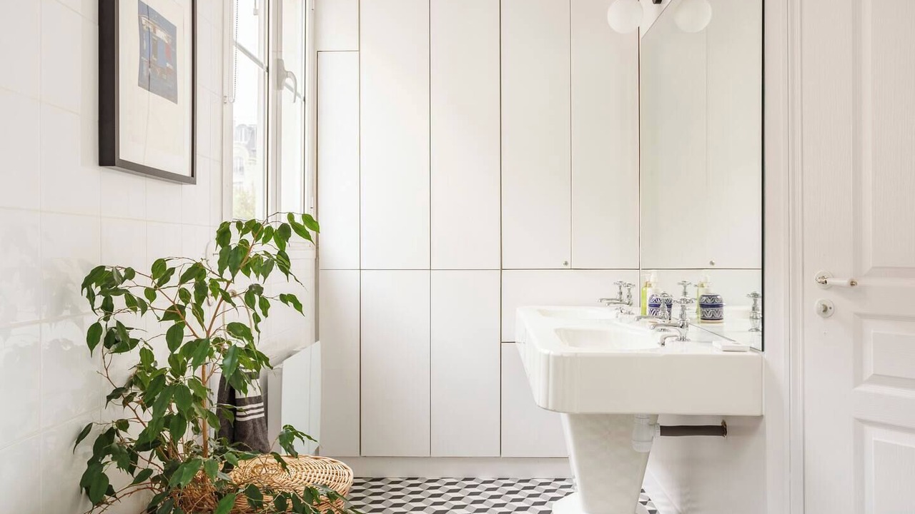 Photo of Bathroom in Quartier de la Porte-Saint-Denis