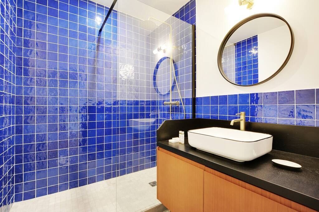 Photo of Bathroom in Pere Lachaise
