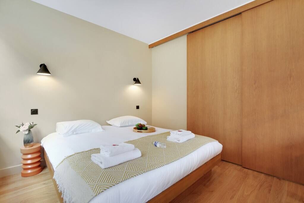Photo of Bedroom in Pere Lachaise