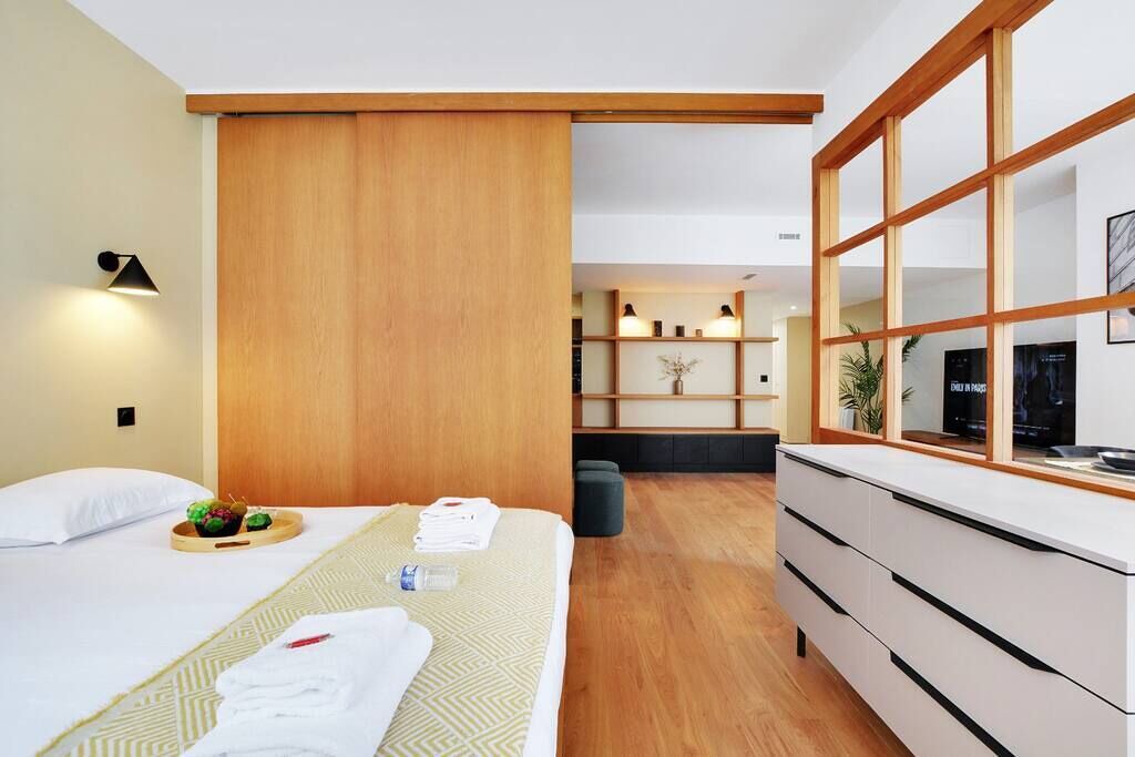 Photo of Bedroom in Pere Lachaise