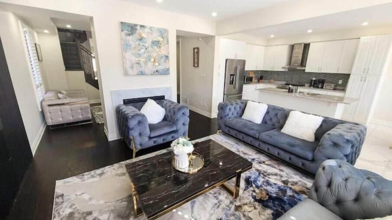 Photo of Livingroom in Brampton