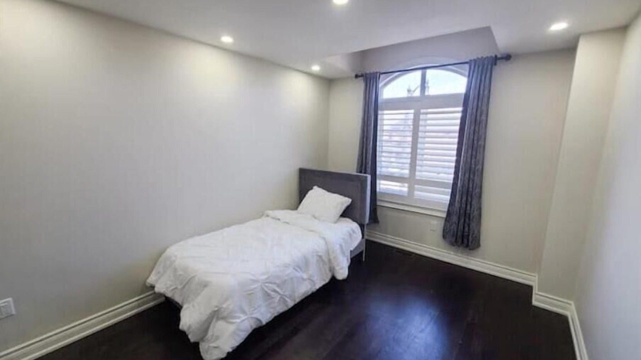 Photo of Bedroom in Brampton