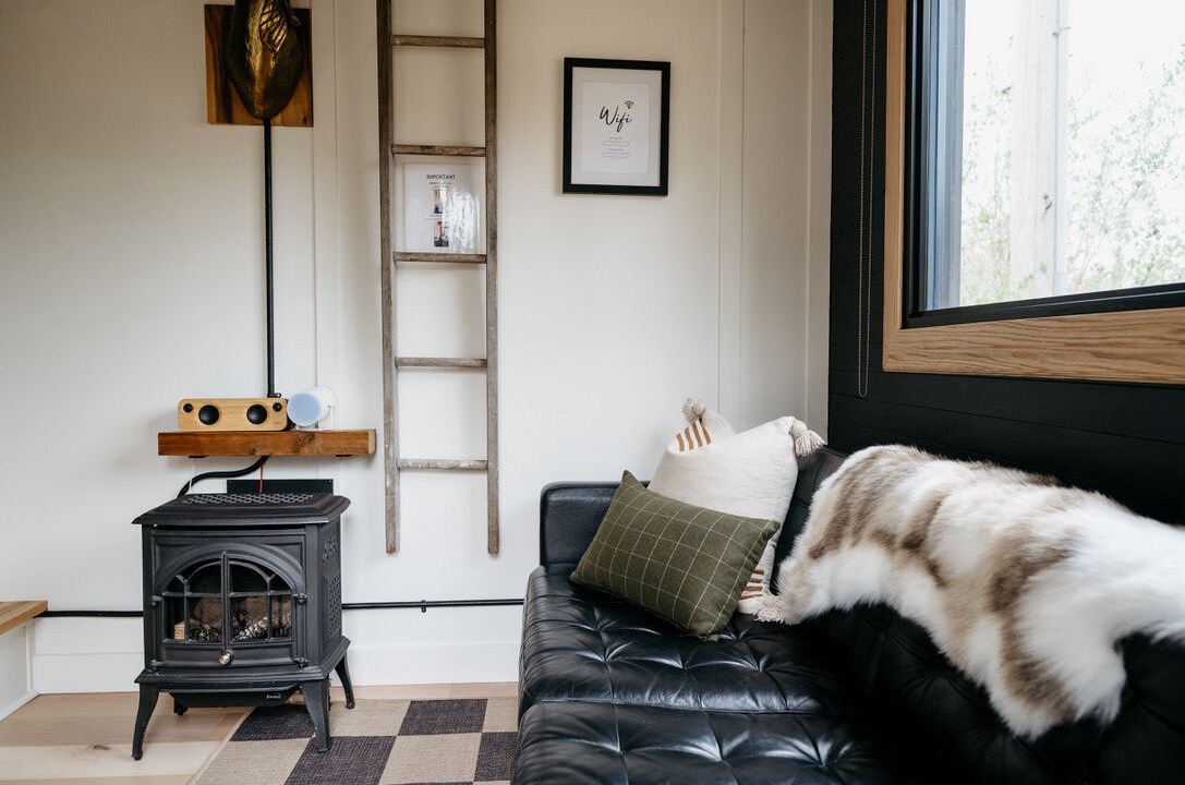 Photo of Livingroom in Tyendinaga Mohawk Territory