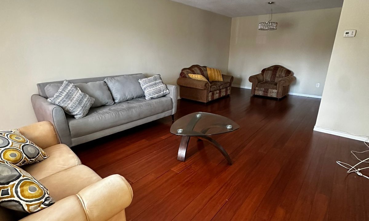 Photo of Livingroom in Brampton