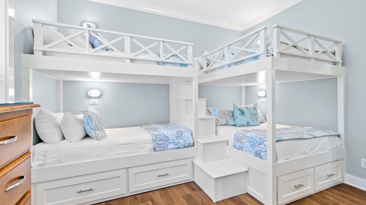 Photo of Bedroom in Seagrove Beach