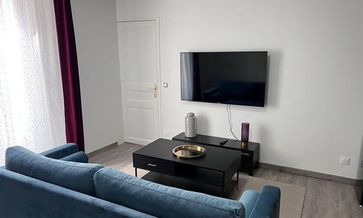 Photo of Livingroom in Bondy